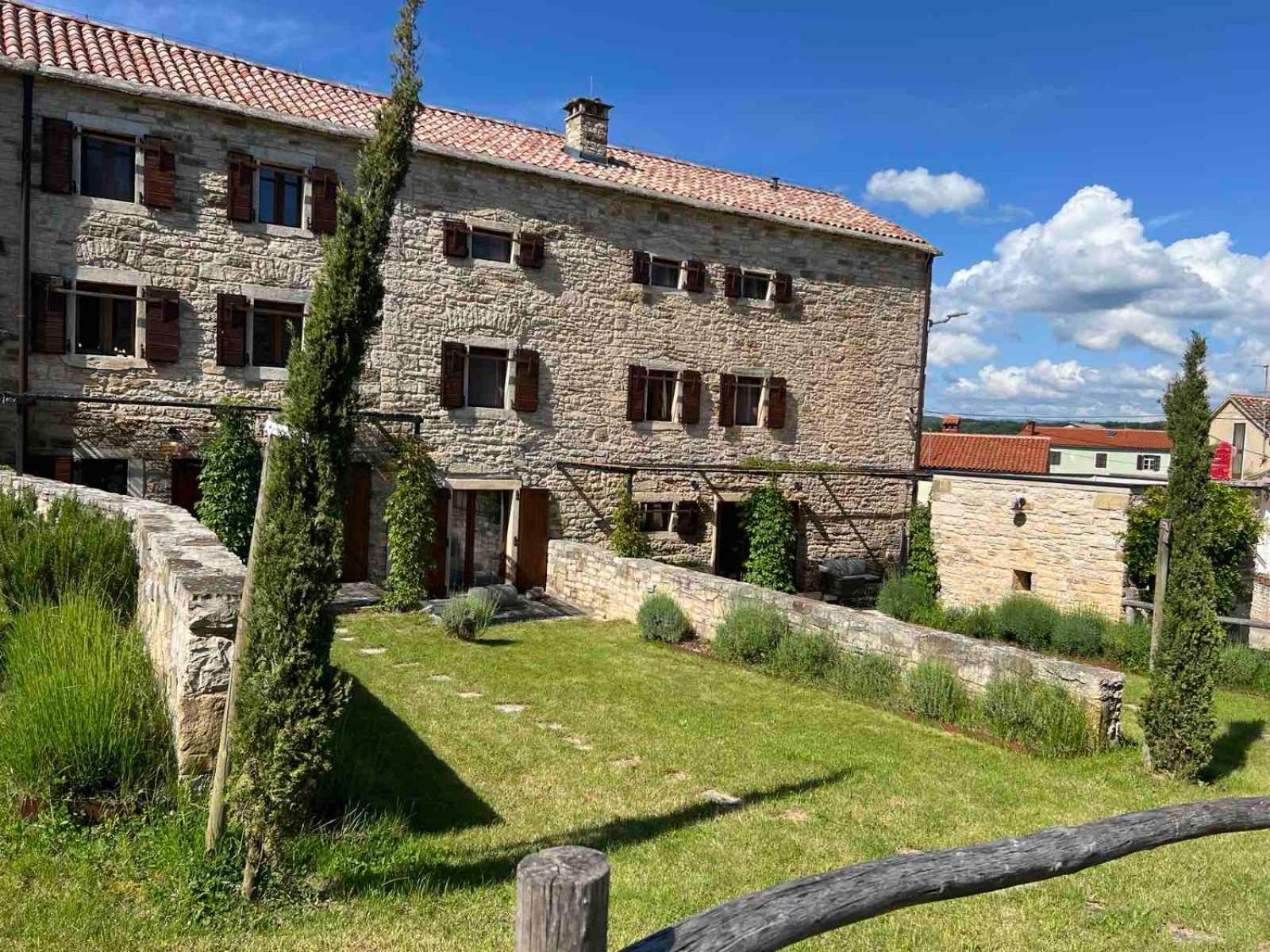 Villas Martincici With Large Pool Grožnjan Extérieur photo