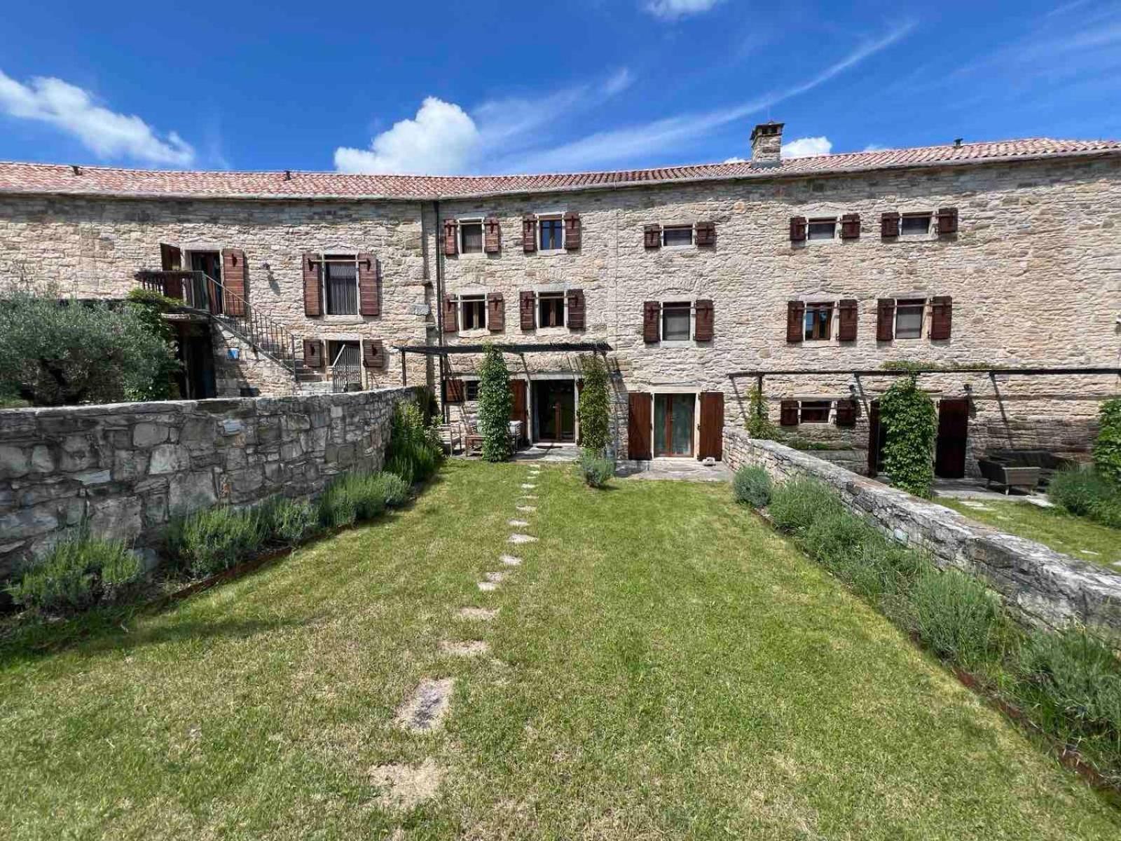 Villas Martincici With Large Pool Grožnjan Extérieur photo